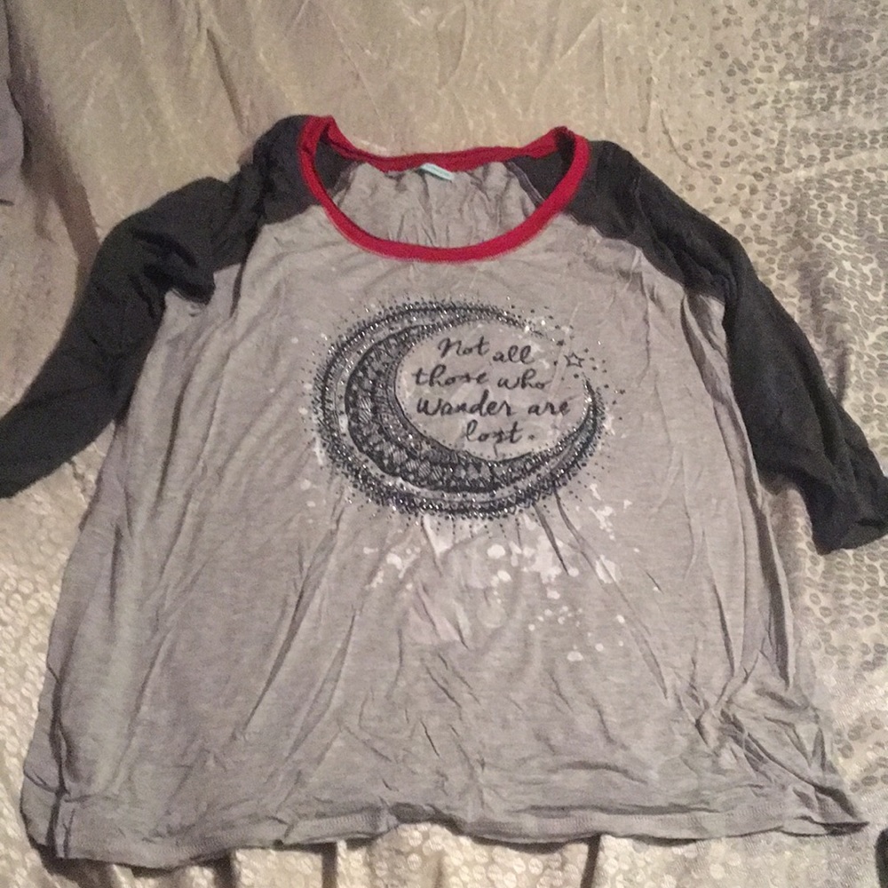 3/4 length Maurice’s shirt